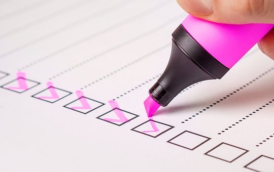 checklist in pink